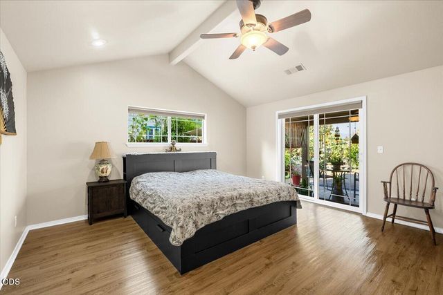 155 Country Hill Drive, Phoenix, OR 97535