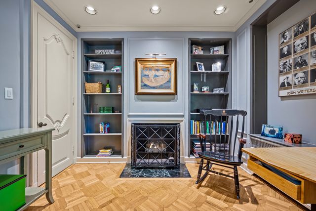 908 Elm Place, Glencoe, IL 60022