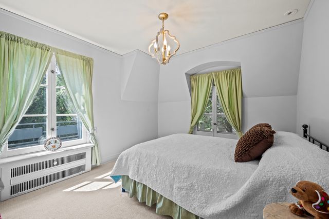 908 Elm Place, Glencoe, IL 60022