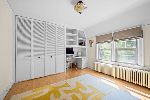 908 Elm Place, Glencoe, IL 60022