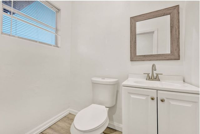 809 MLK Boulevard, Corsicana, TX 75110