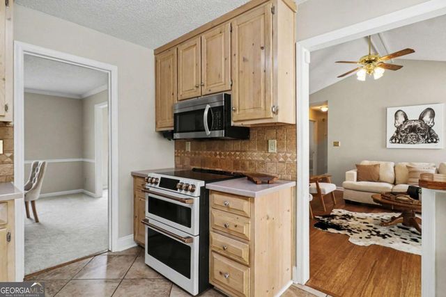 85 London Lane, Sharpsburg, GA 30277