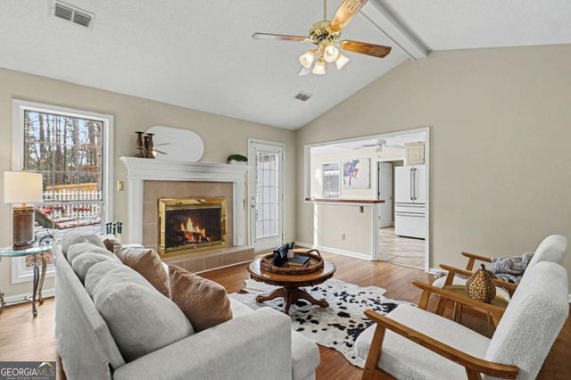 85 London Lane, Sharpsburg, GA 30277