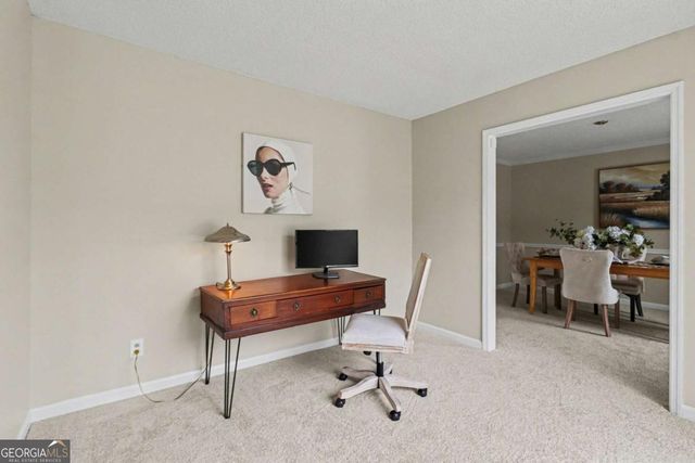 85 London Lane, Sharpsburg, GA 30277