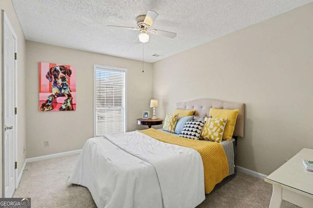 85 London Lane, Sharpsburg, GA 30277