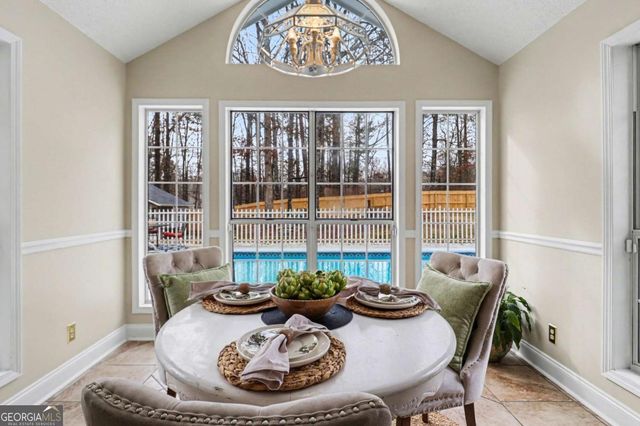 85 London Lane, Sharpsburg, GA 30277