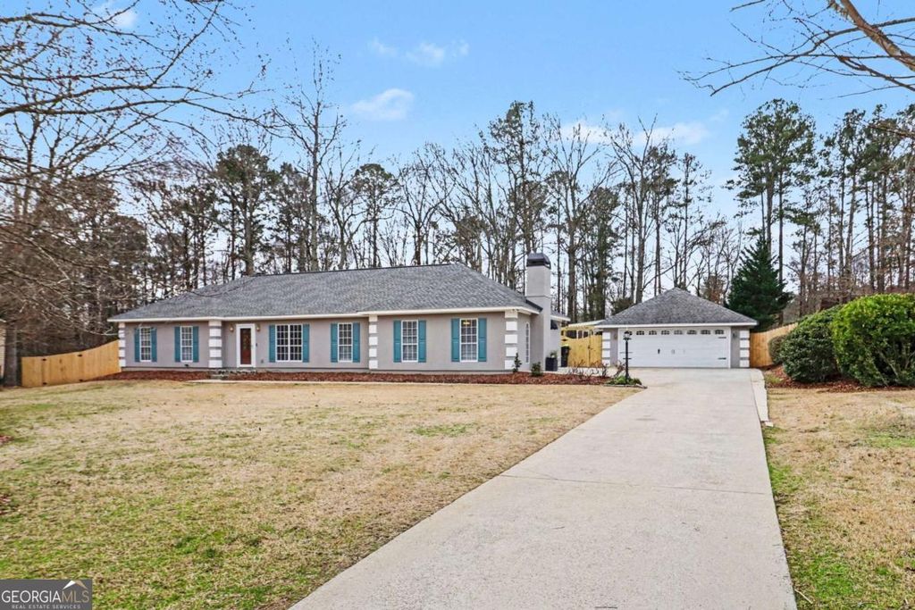 85 London Lane, Sharpsburg, GA 30277