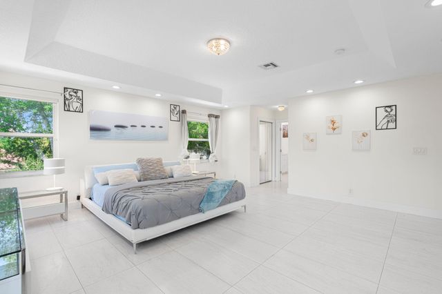1254 NW 102nd Way, Coral Springs, FL 33071