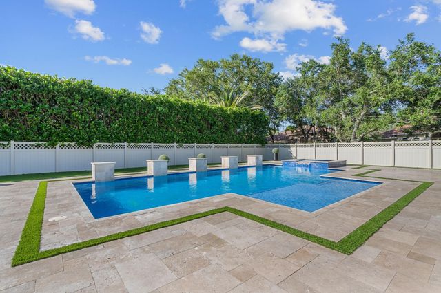1254 NW 102nd Way, Coral Springs, FL 33071