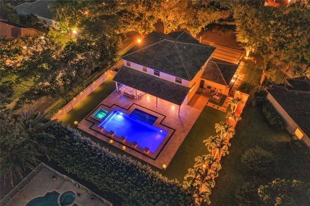 1254 NW 102nd Way, Coral Springs, FL 33071