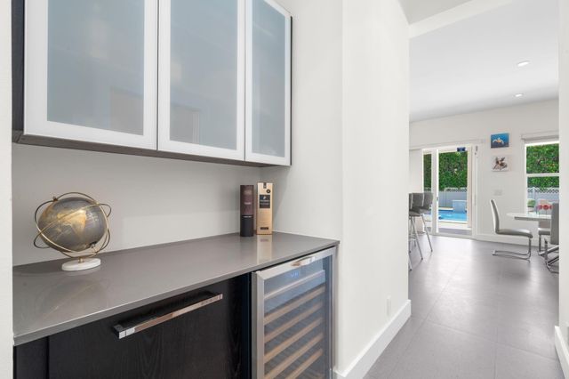 1254 NW 102nd Way, Coral Springs, FL 33071