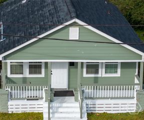 219 Eagle Street, Savannah, GA 31415