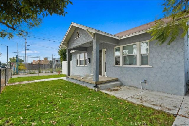 817 N Gulf Avenue, Wilmington, CA 90744