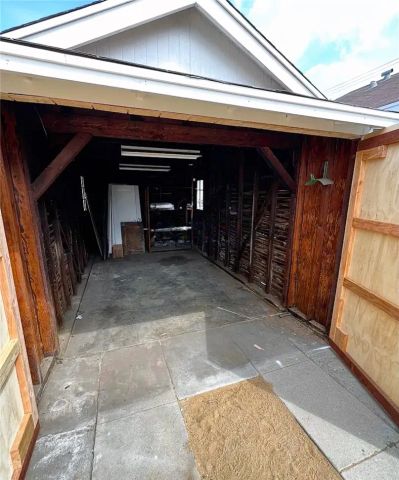 817 N Gulf Avenue, Wilmington, CA 90744