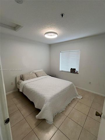 171 Riviera Cir 61, Weston, FL 33326