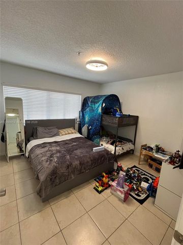 171 Riviera Cir 61, Weston, FL 33326