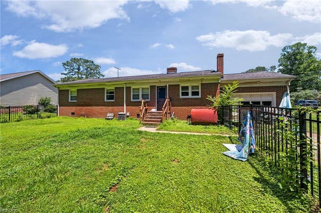218 Northbrooke AVE, Suffolk, VA 23434