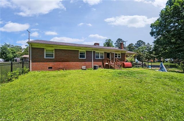 218 Northbrooke AVE, Suffolk, VA 23434