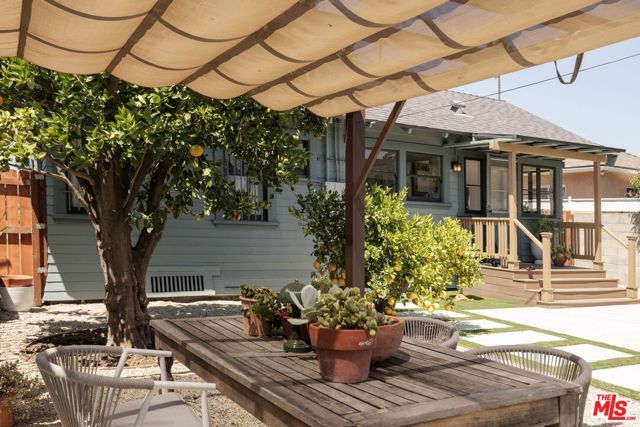 1758 W 41st Drive, Los Angeles, CA 90062