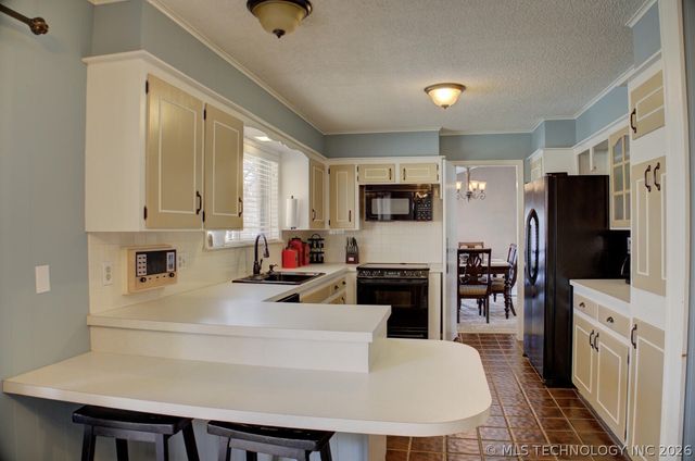 3805 S Canton Avenue, Tulsa, OK 74135