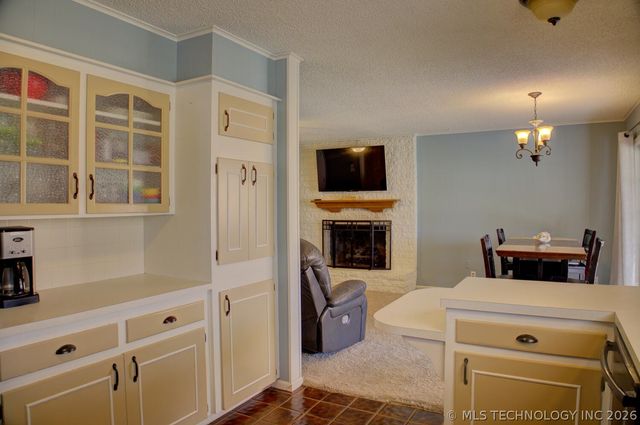 3805 S Canton Avenue, Tulsa, OK 74135