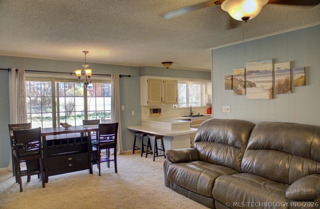 3805 S Canton Avenue, Tulsa, OK 74135