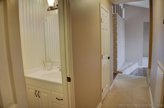 3805 S Canton Avenue, Tulsa, OK 74135