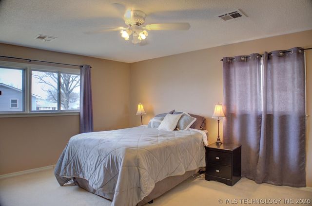 3805 S Canton Avenue, Tulsa, OK 74135