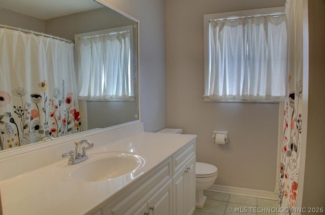 3805 S Canton Avenue, Tulsa, OK 74135