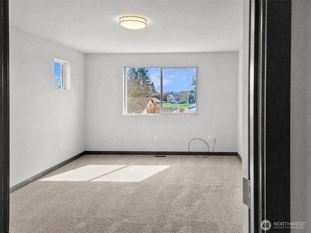 511 Debbie Drive, Sedro Woolley, WA 98284