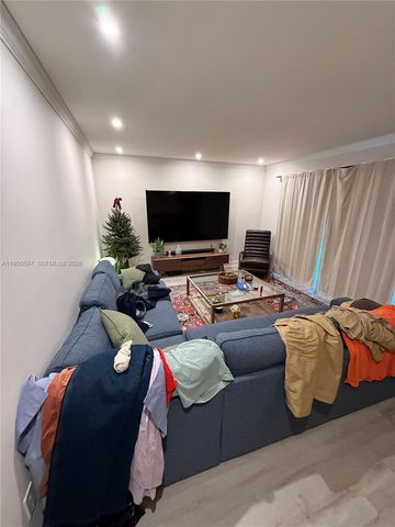 7765 SW 86th St F2-112, Miami, FL 33143