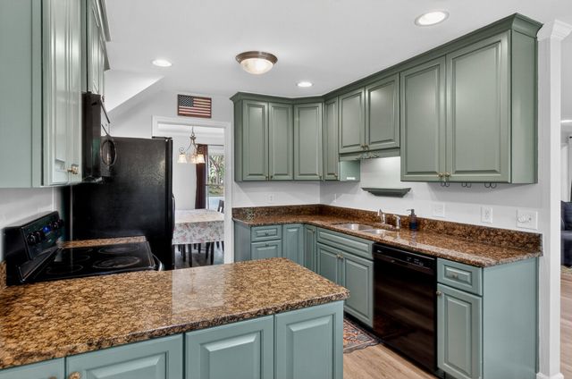103 Laurens Court, Summerville, SC 29485