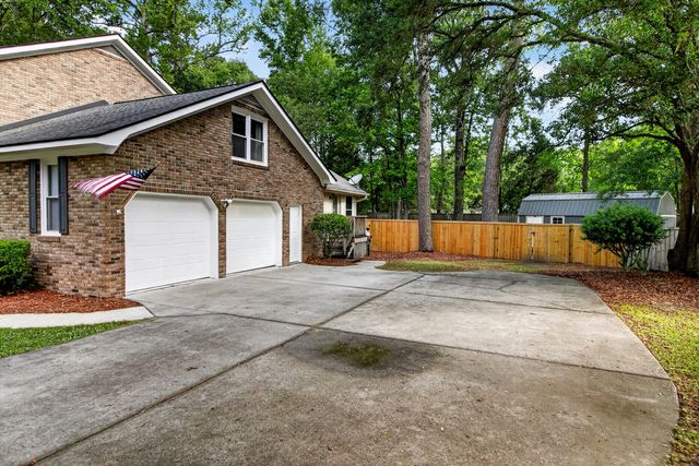 103 Laurens Court, Summerville, SC 29485