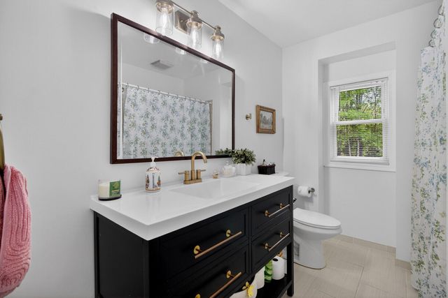 103 Laurens Court, Summerville, SC 29485