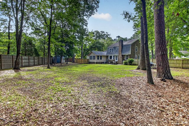 103 Laurens Court, Summerville, SC 29485