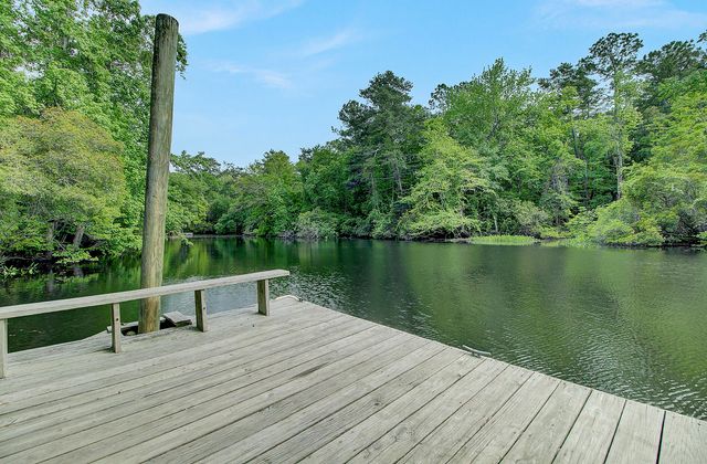 103 Laurens Court, Summerville, SC 29485