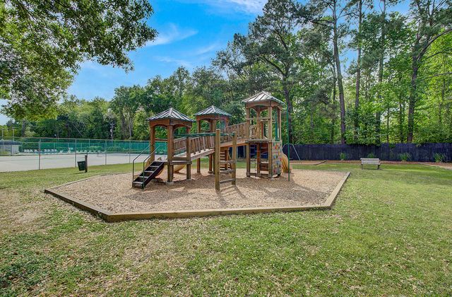 103 Laurens Court, Summerville, SC 29485