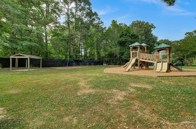 103 Laurens Court, Summerville, SC 29485