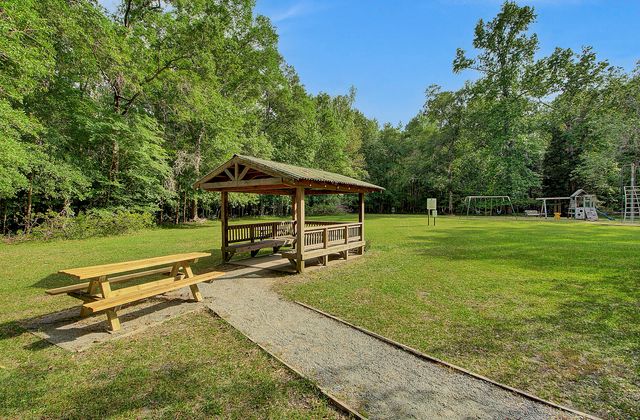 103 Laurens Court, Summerville, SC 29485