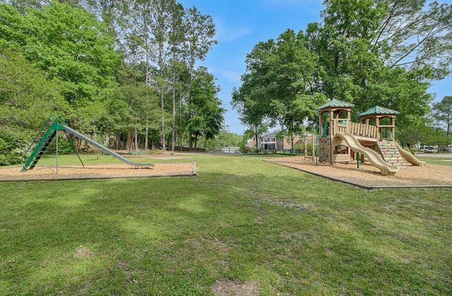 103 Laurens Court, Summerville, SC 29485
