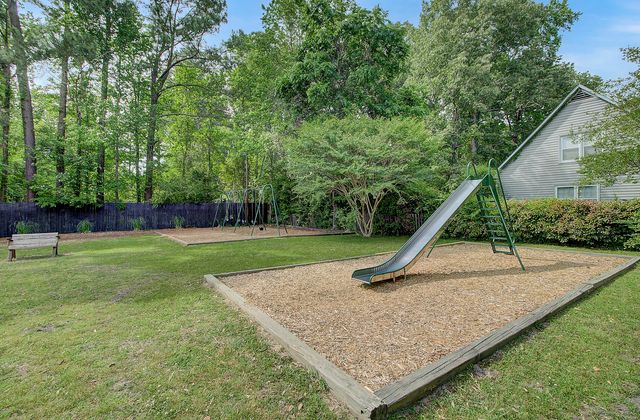 103 Laurens Court, Summerville, SC 29485