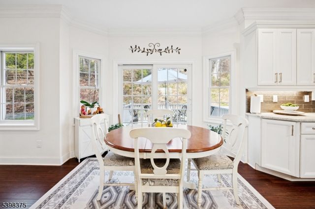 1121 N Washington Ave, Green Brook Twp., NJ 08812