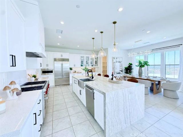 111 Sunnyslope, Irvine, CA 92618