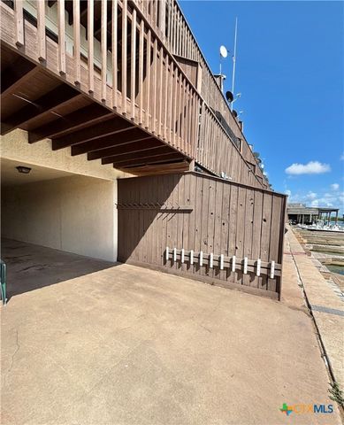 440 S 15th Street, Port O'connor, TX 77982