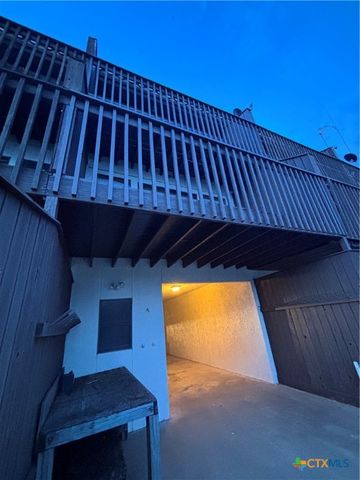 440 S 15th Street, Port O'connor, TX 77982