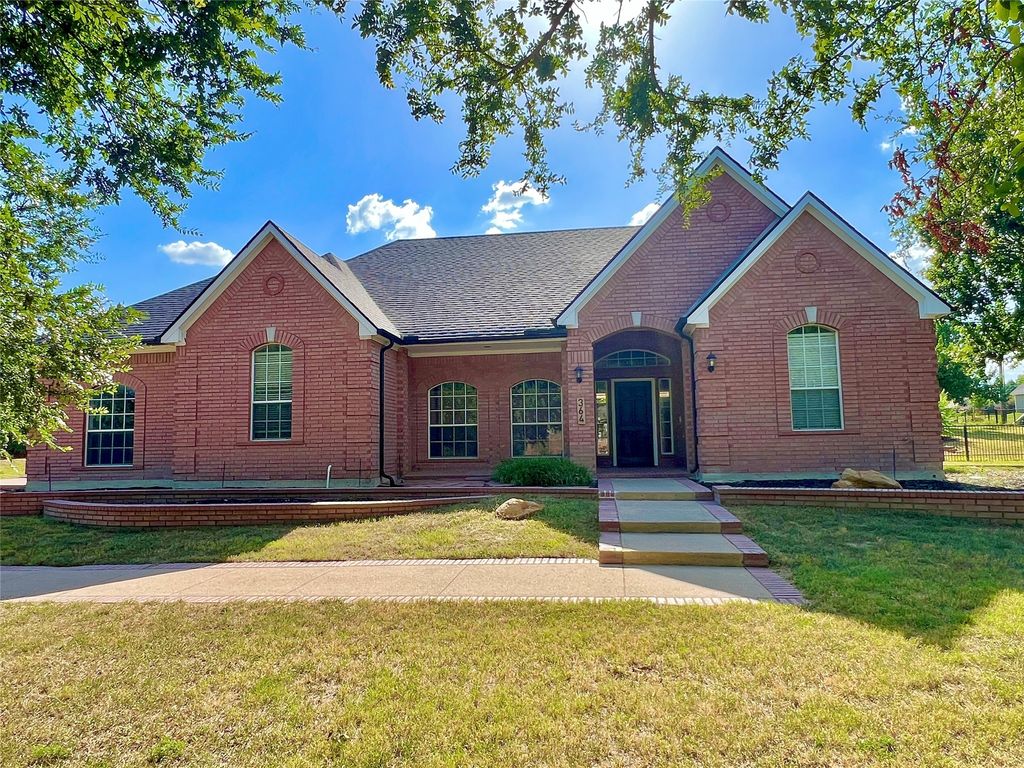 364 Preakness Place Road, Van Alstyne, TX 75495