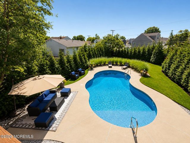 131 Wilson Avenue, Middletown, NJ 07758