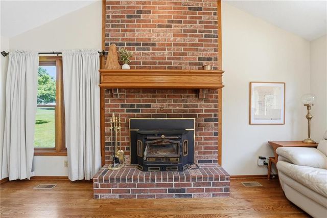 15007 E 200th Street, Peculiar, MO 64078