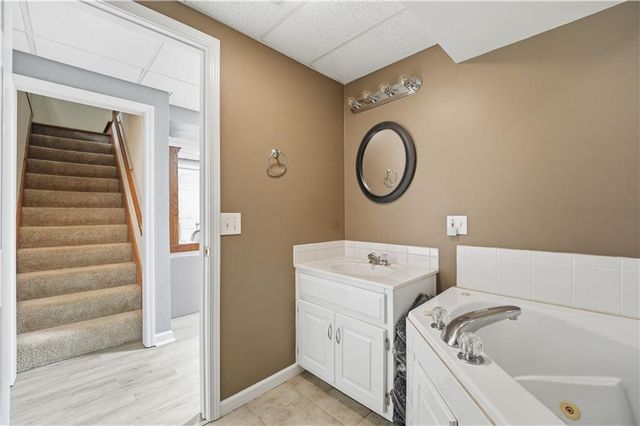 15007 E 200th Street, Peculiar, MO 64078