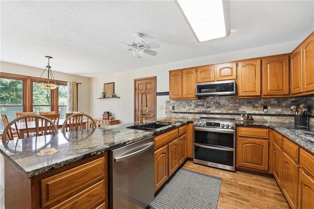 15007 E 200th Street, Peculiar, MO 64078